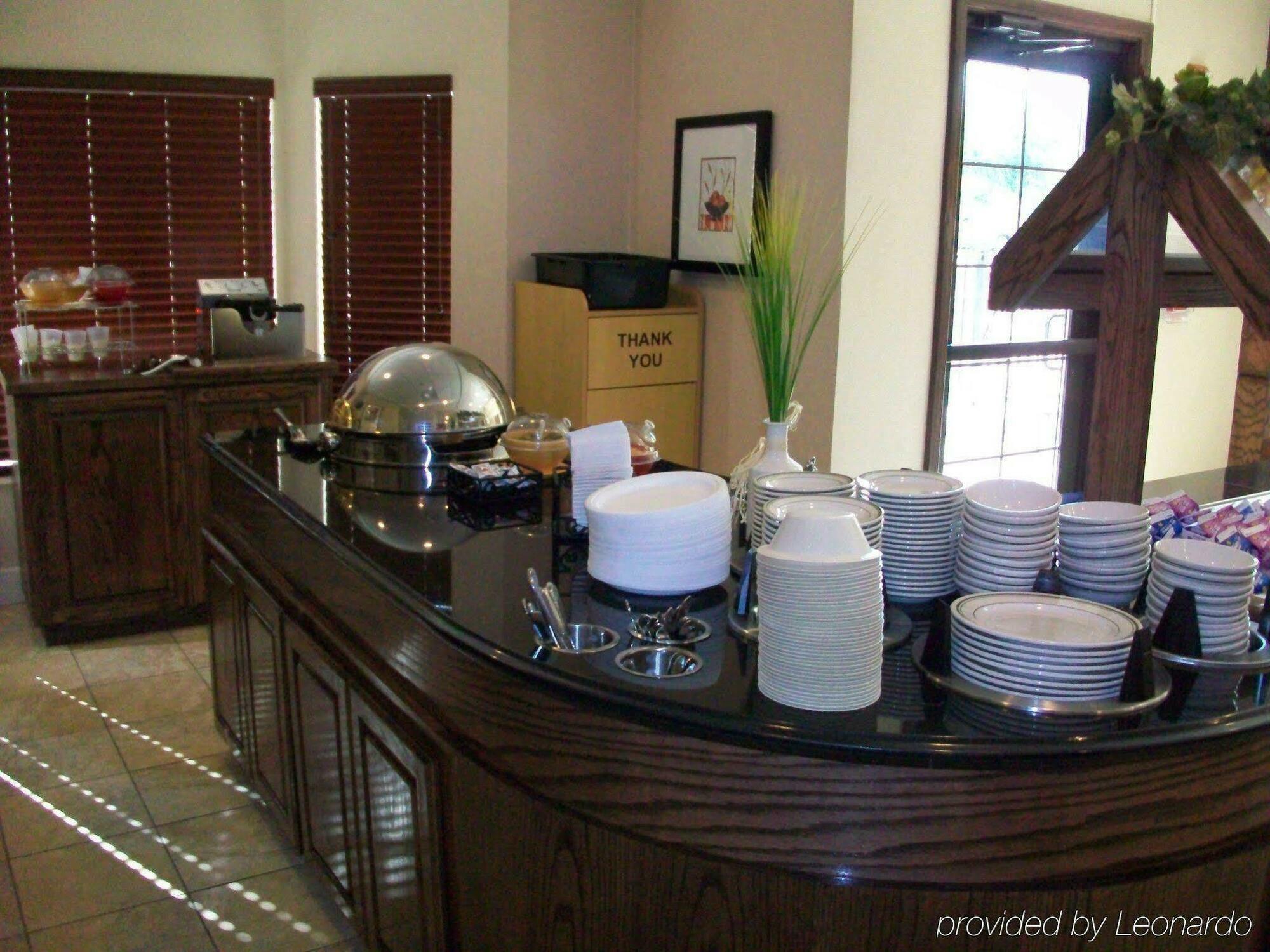 Staybridge Suites Mcallen By Ihg Ресторан фото